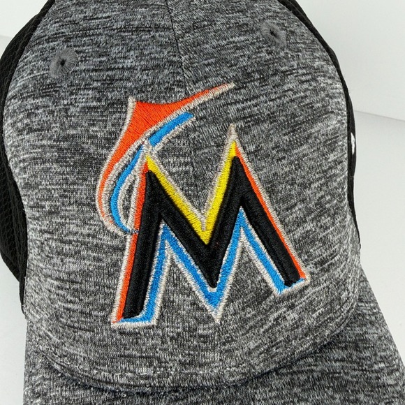 Miami Marlins New Era 39Thirty Gray Black Team Classic MLB‎ Cap Hat Unisex M/L - Picture 3 of 8
